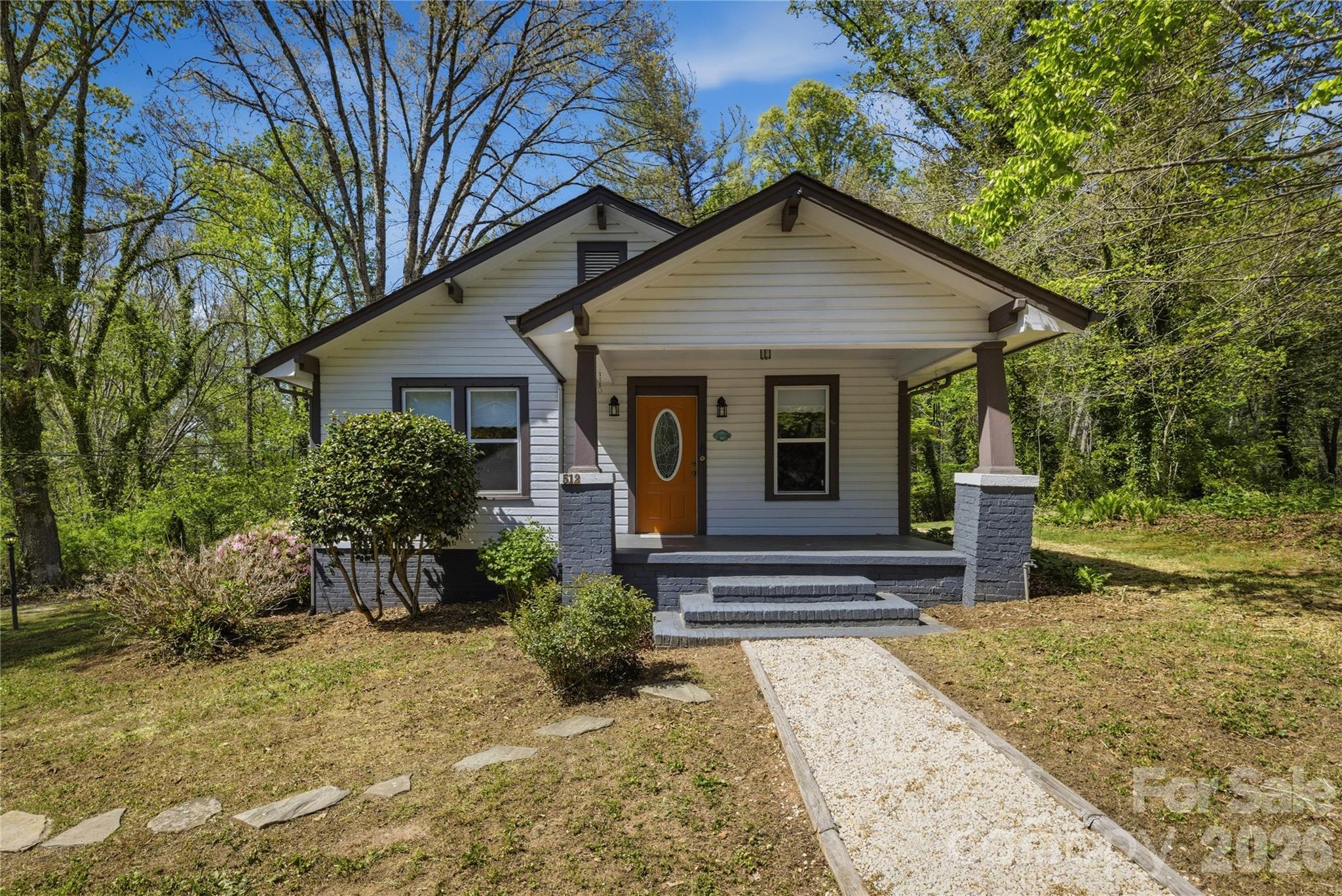 512 Alexander Avenue