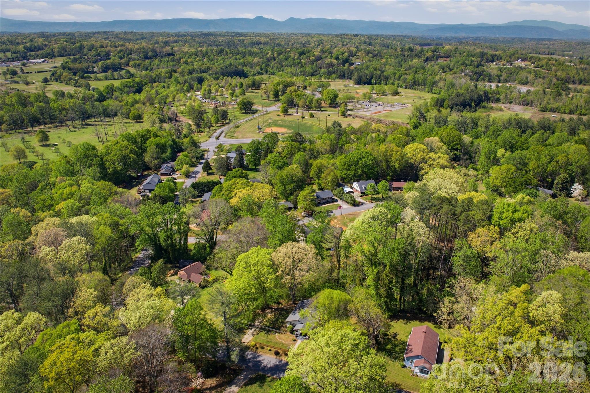 512 Alexander Avenue