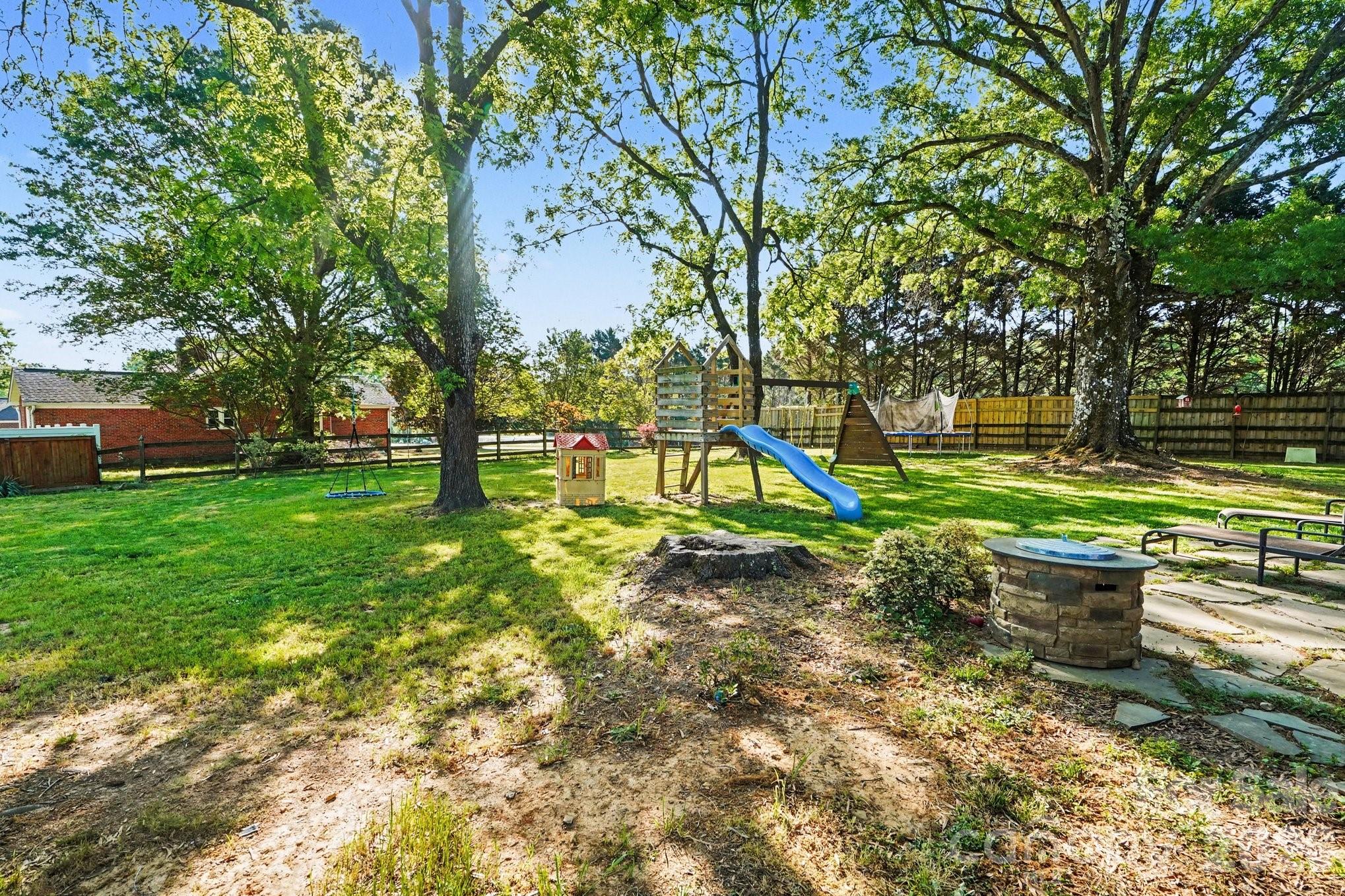 211 Baucom Deese Road