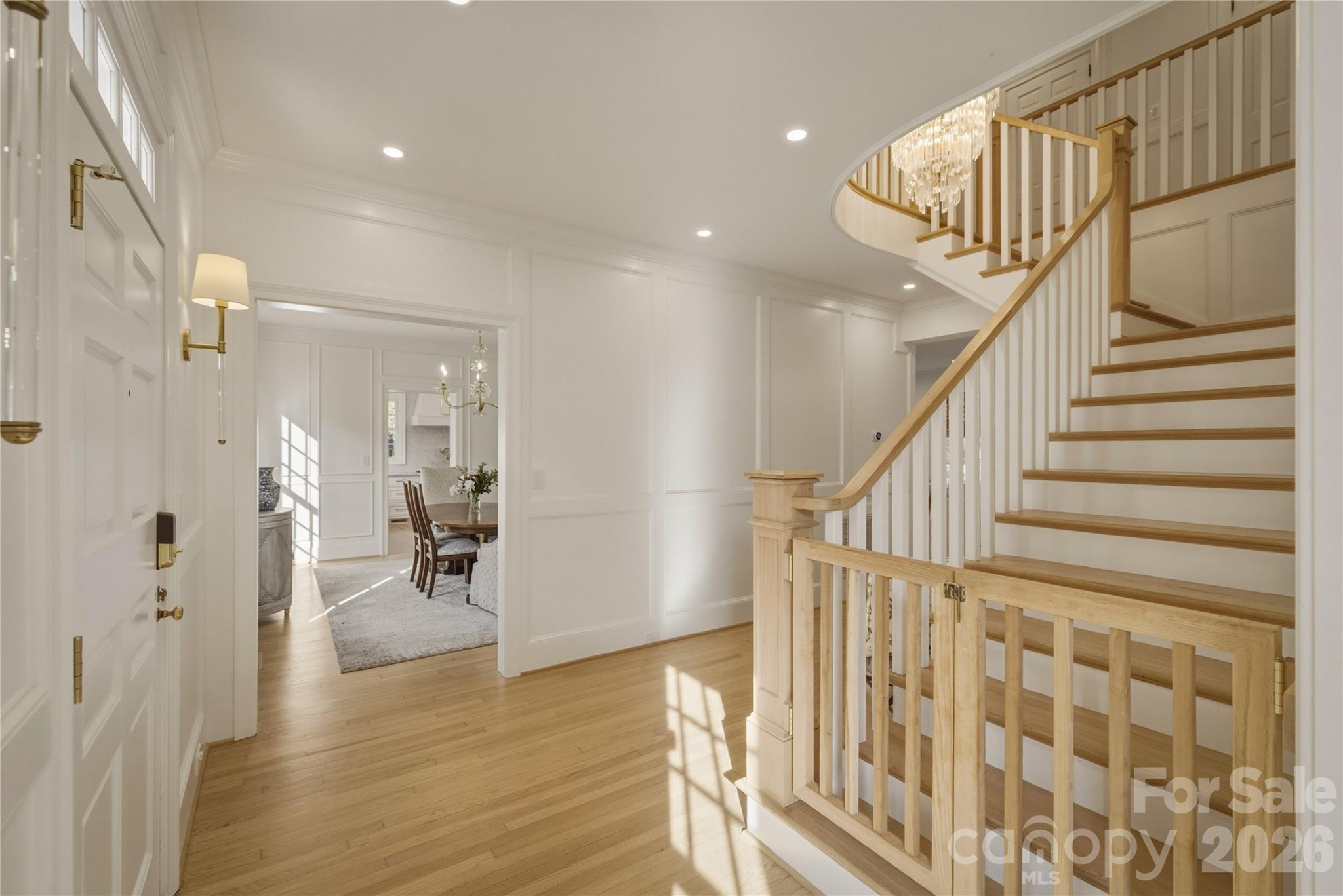 319 W Union Street