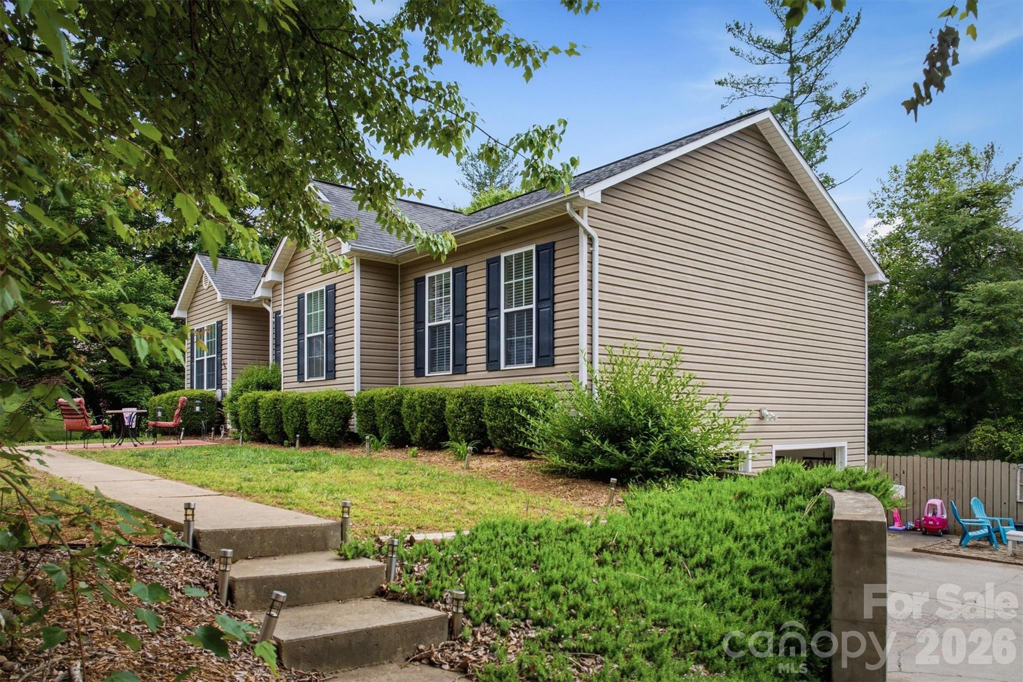 249 Forest Glen Way