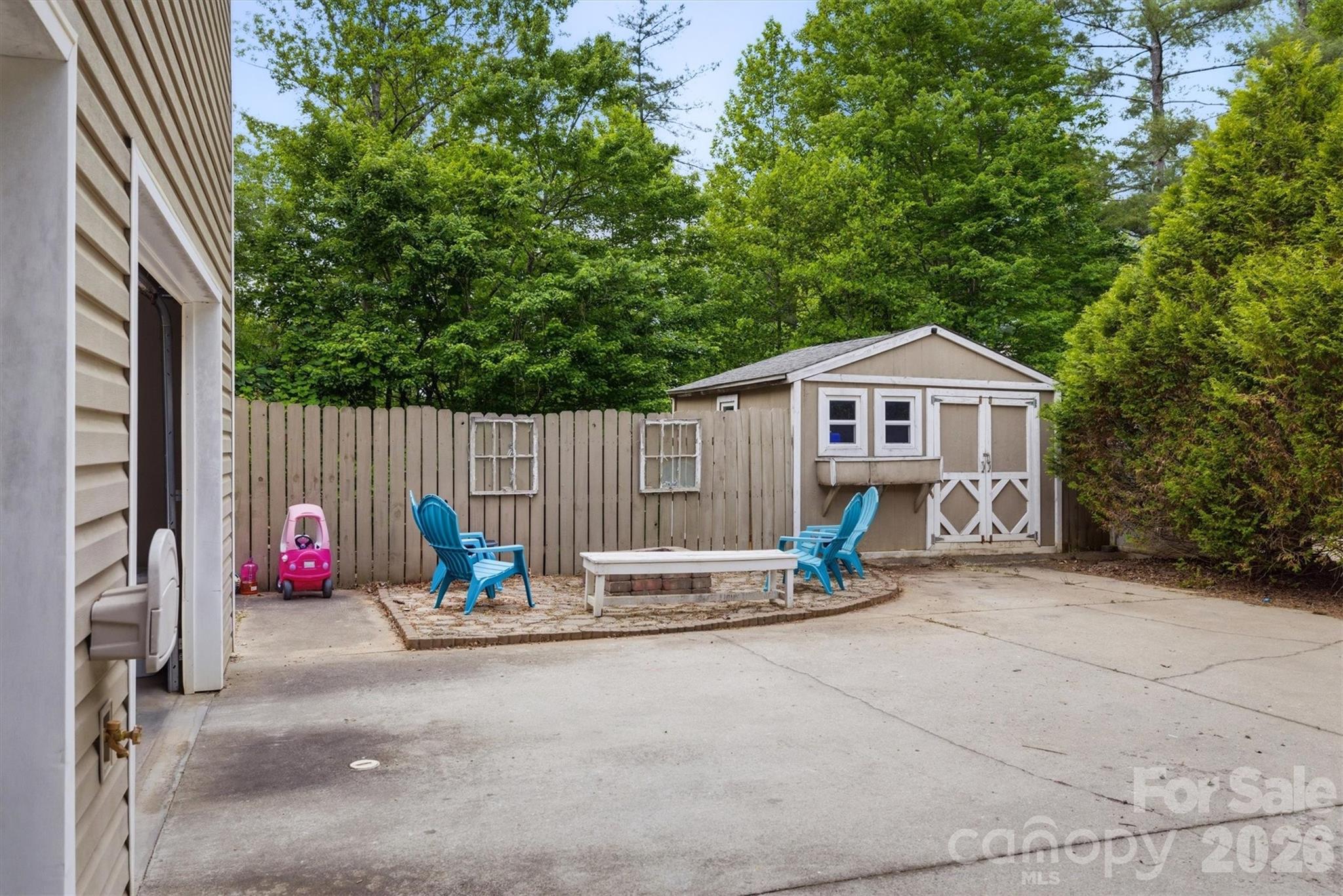 249 Forest Glen Way