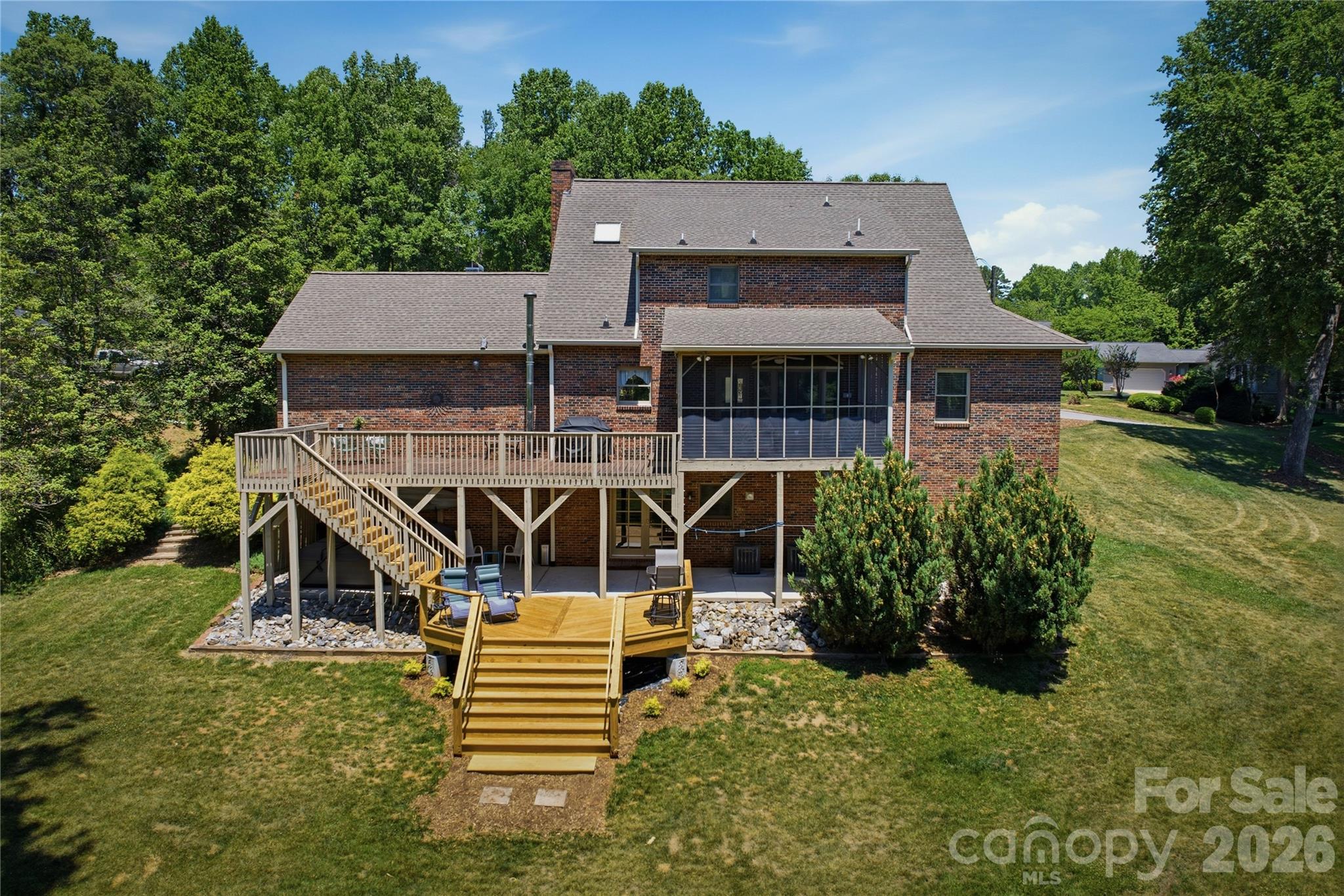 204 Constitution Drive