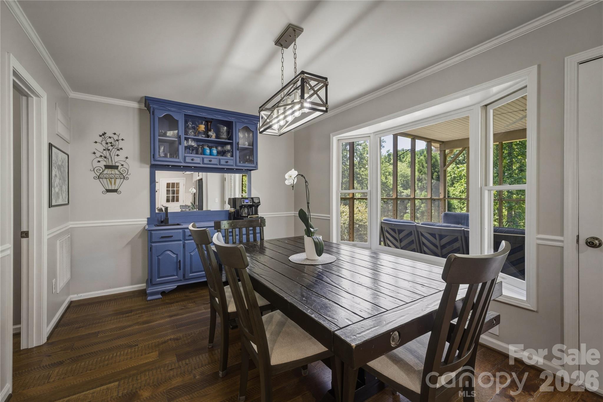 204 Constitution Drive