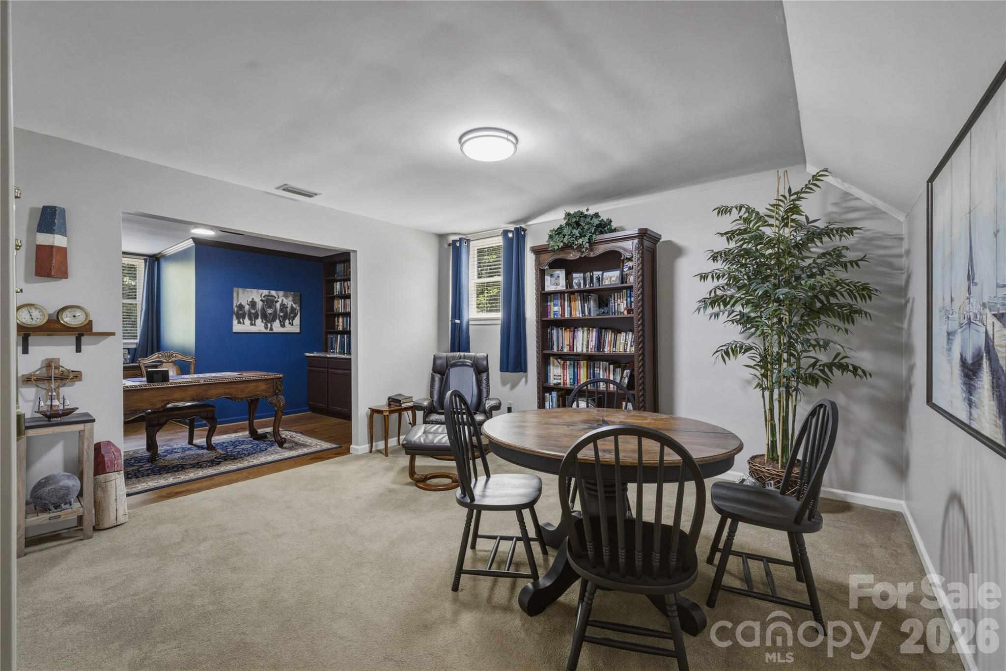 204 Constitution Drive
