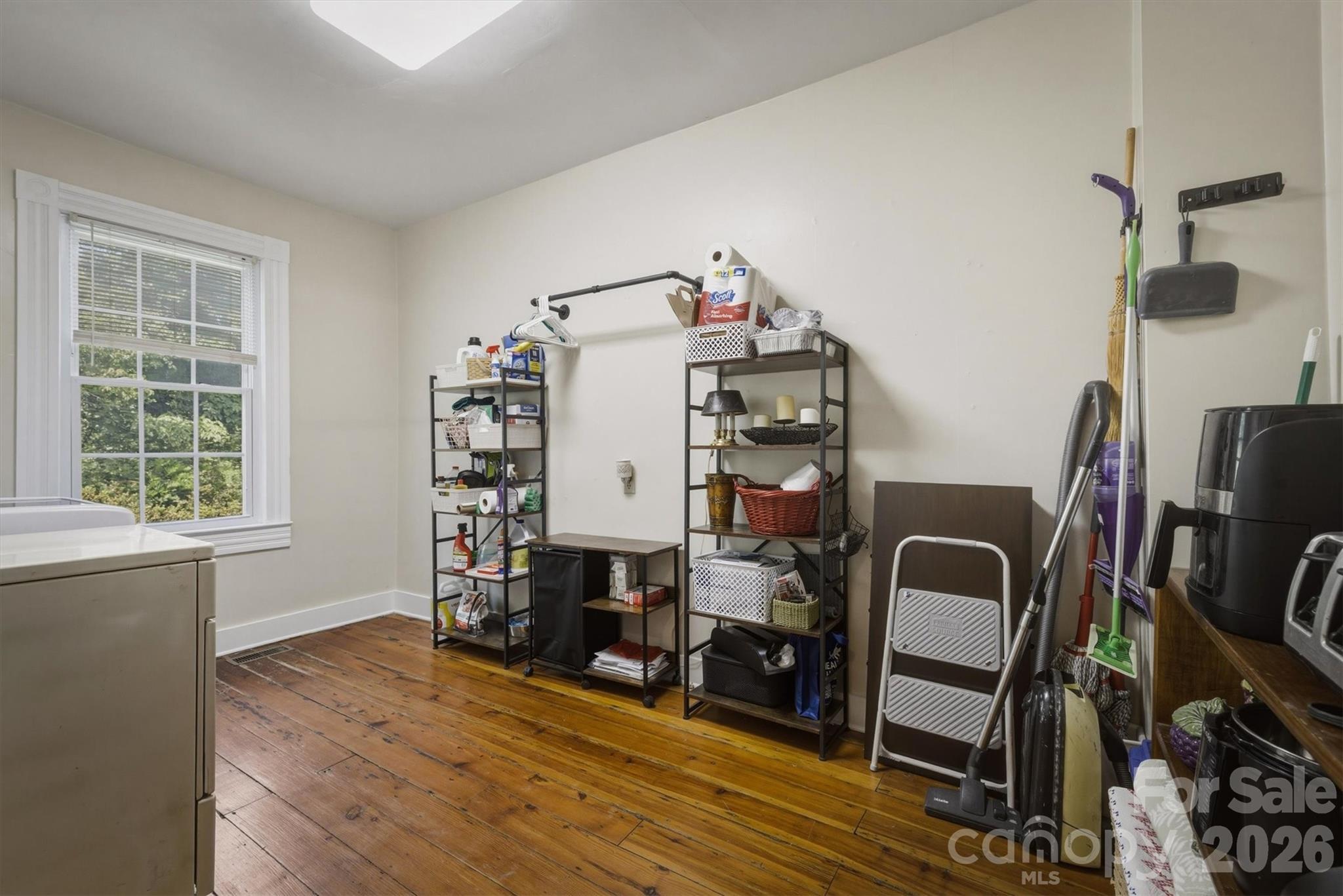 518 Lenoir Street