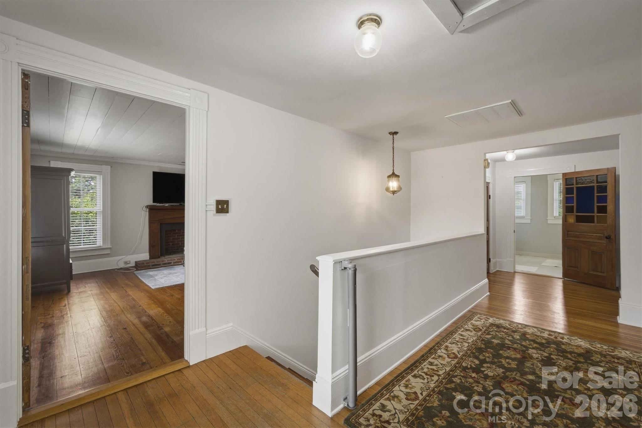 518 Lenoir Street