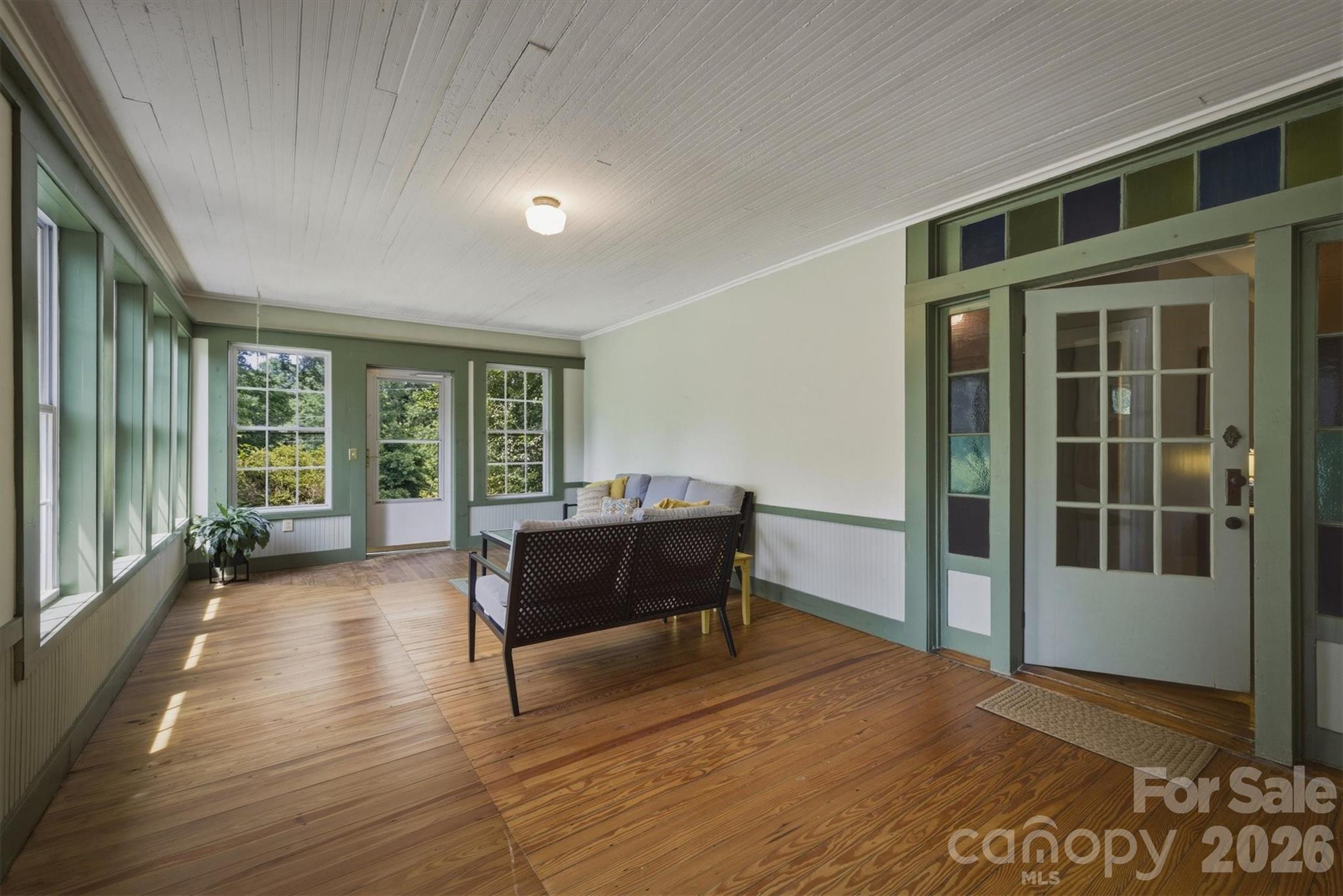 518 Lenoir Street