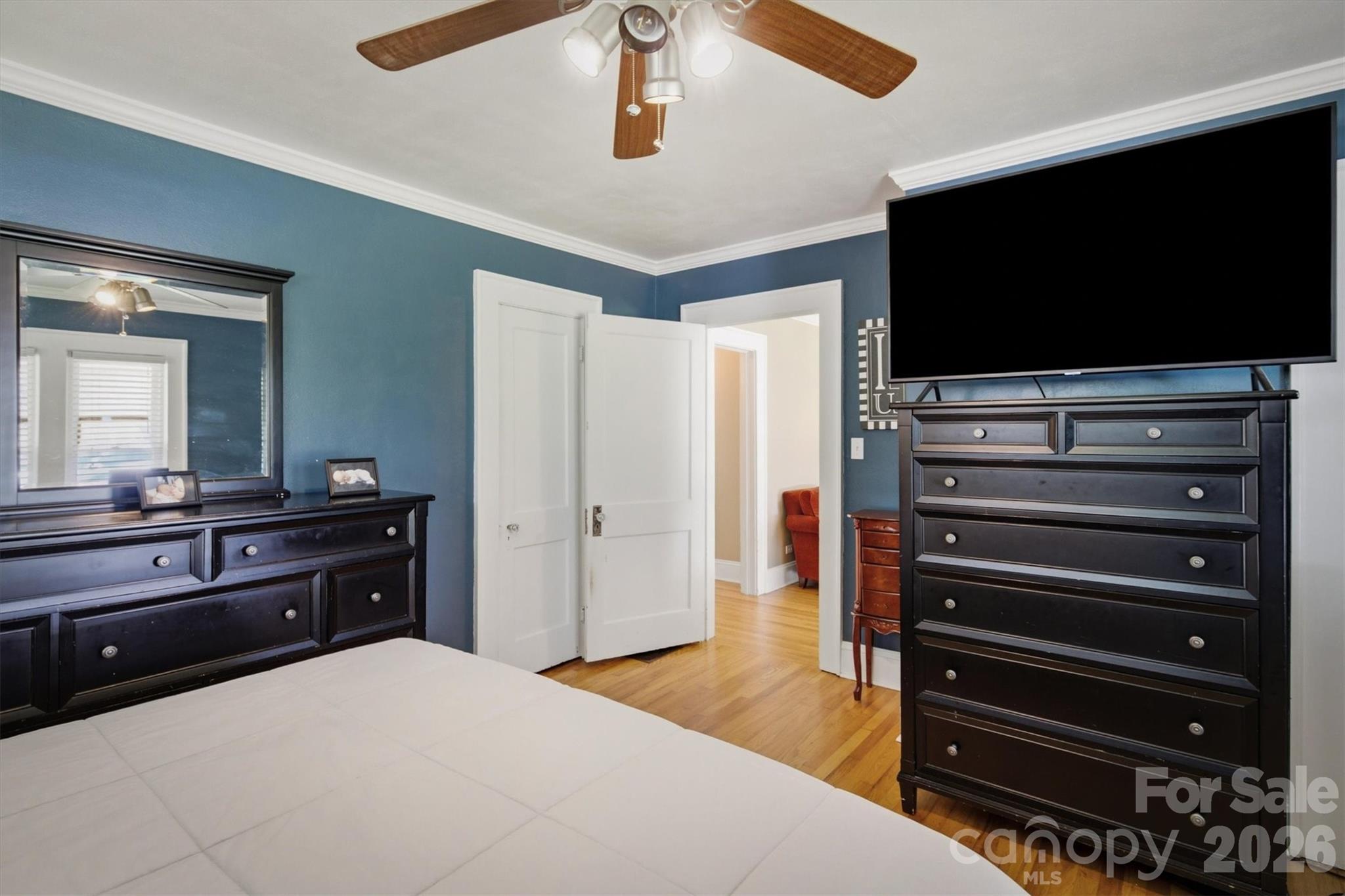 513 Bouchard Avenue NE