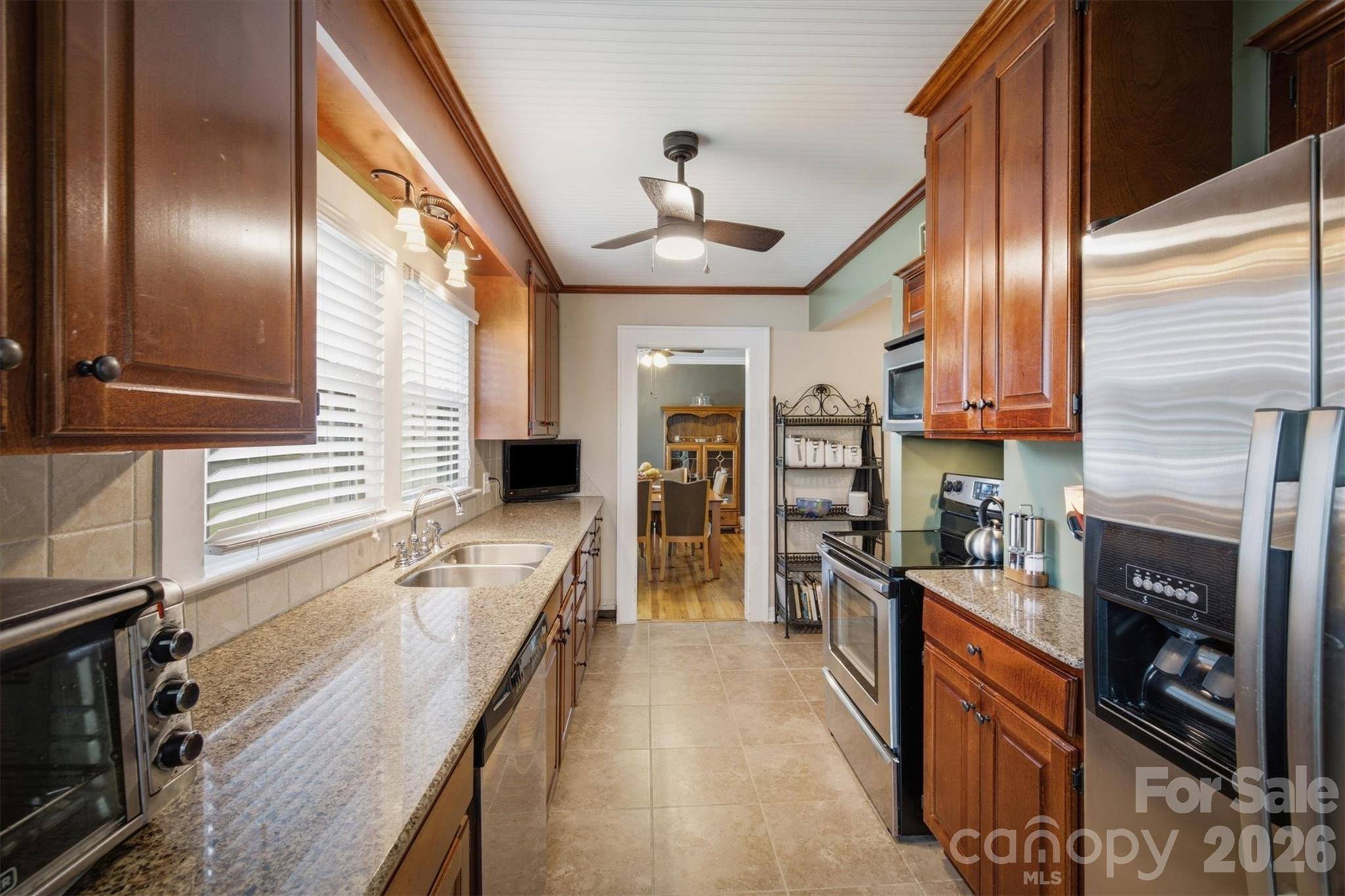 513 Bouchard Avenue NE