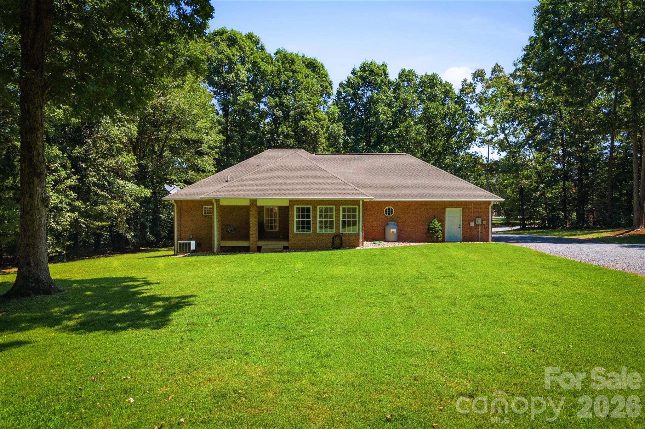 5572 Hayes Waters Road