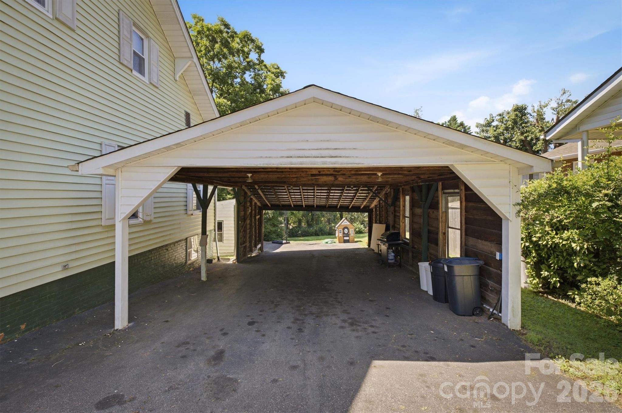 115 Evans Street