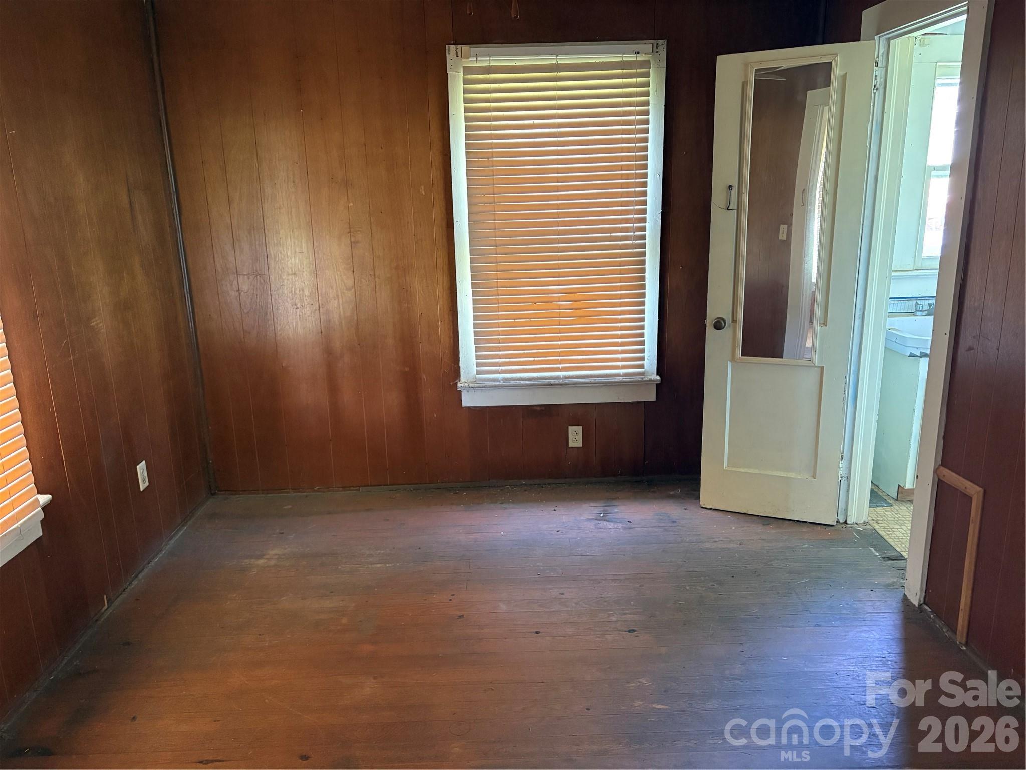 1306 Salem Road