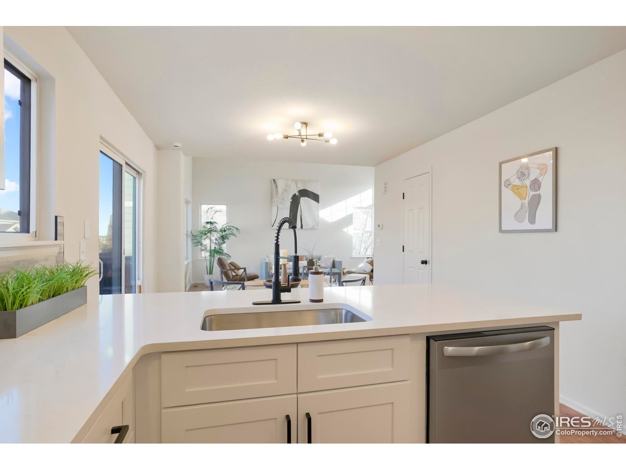 5619 Blue Mountain Cir