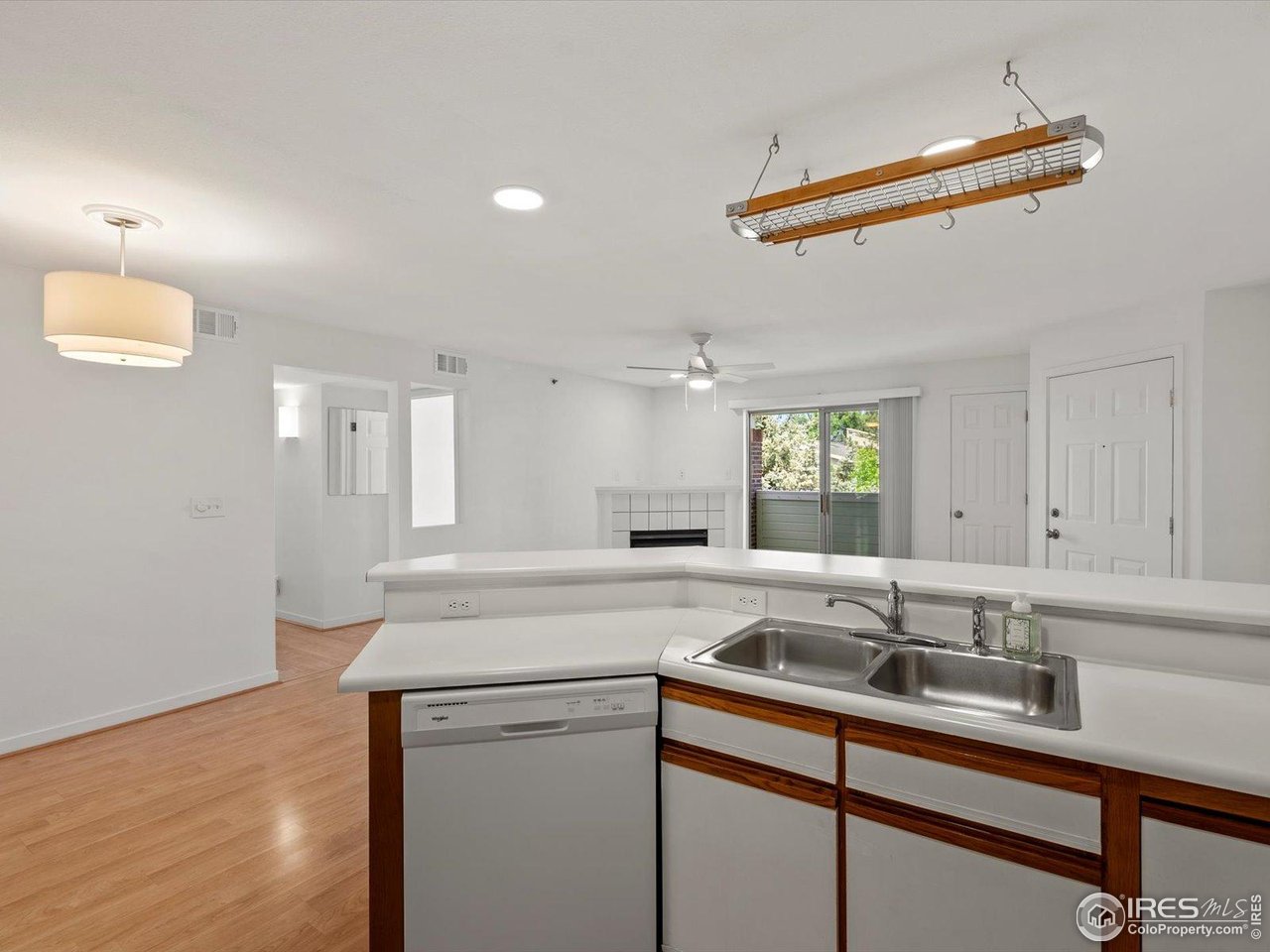 33 S Boulder Cir 316