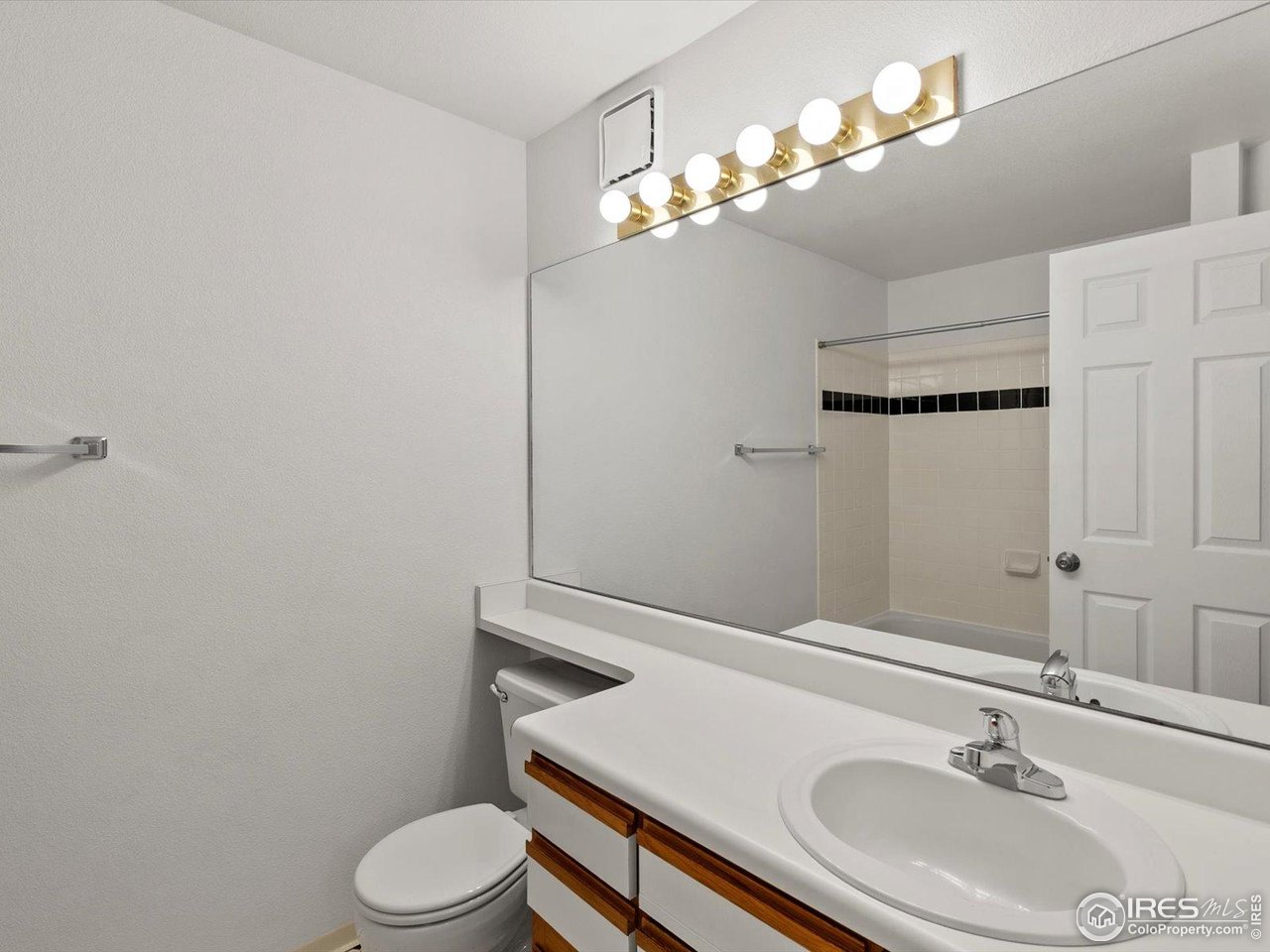 33 S Boulder Cir 316