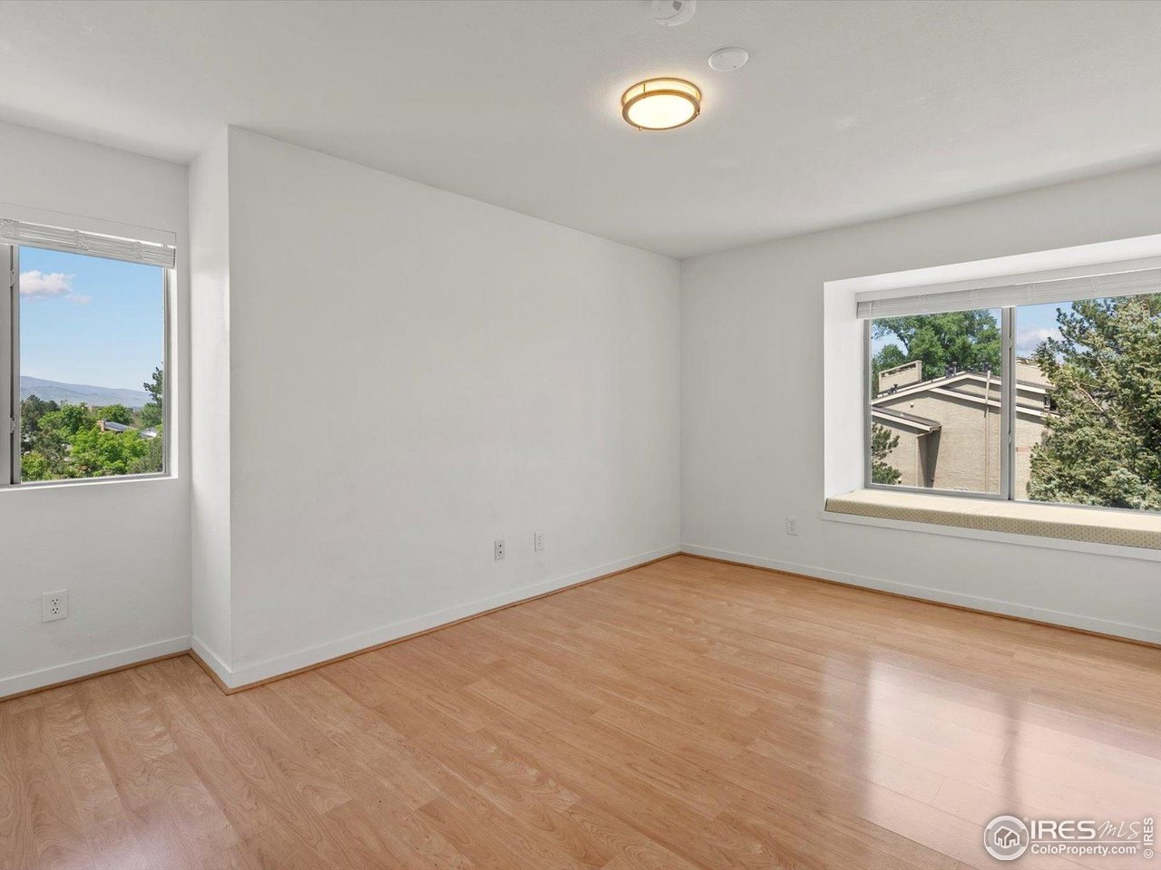 33 S Boulder Cir 316