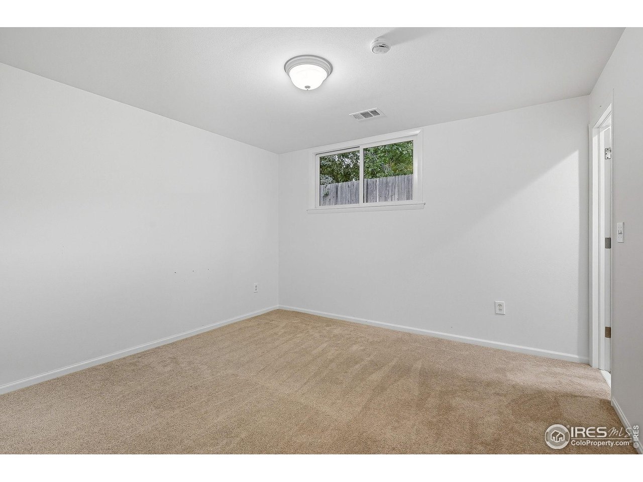 545 Mapleton Ave