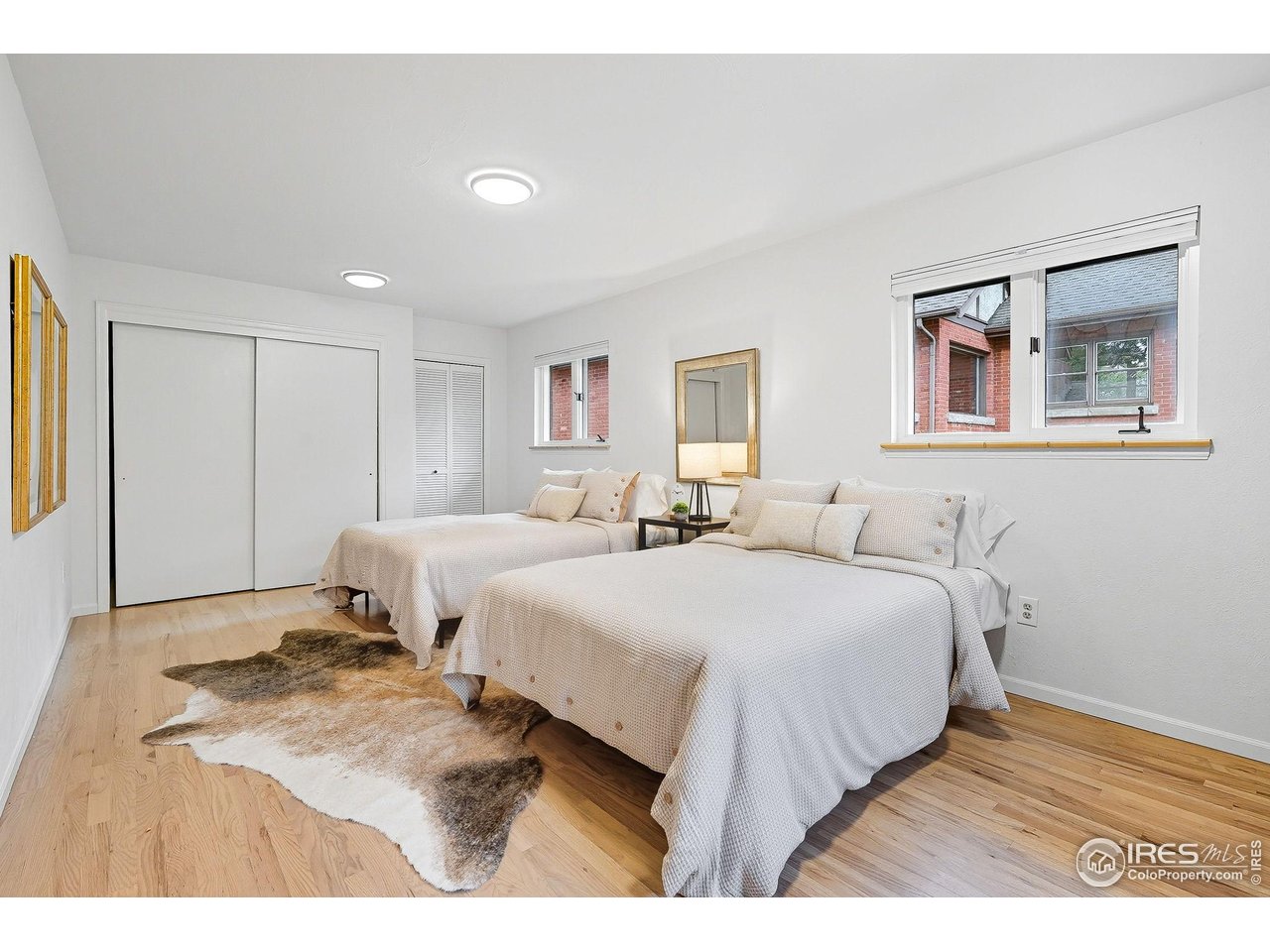 545 Mapleton Ave