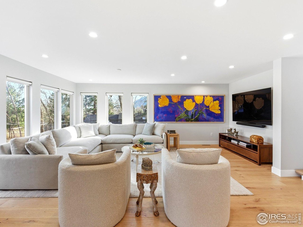 3716 Wonderland Hill Ave