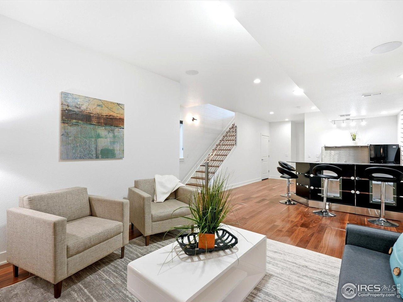 835 Yellow Pine Ave