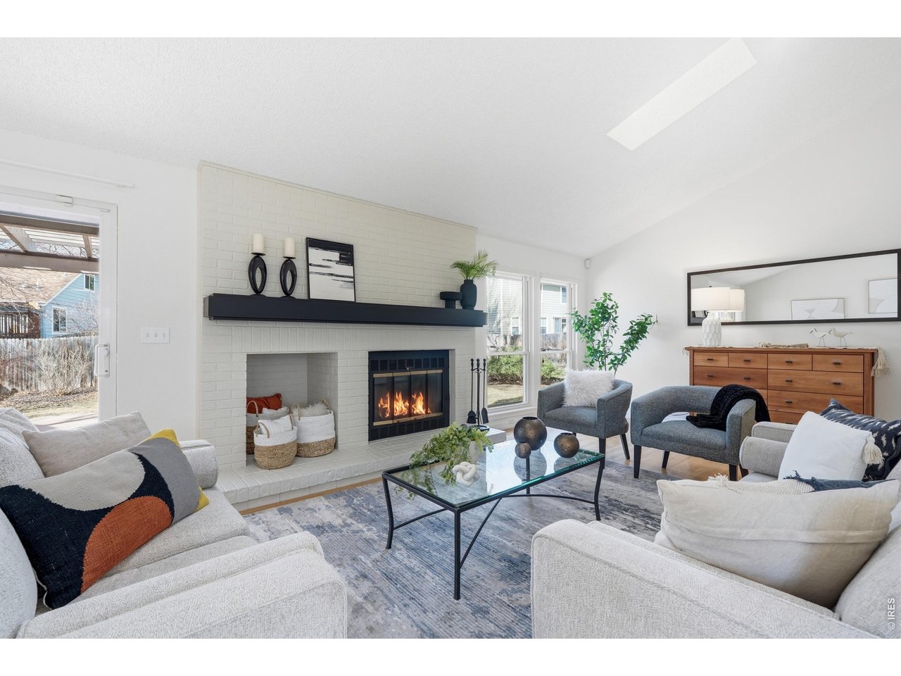 3865 Campo Ct