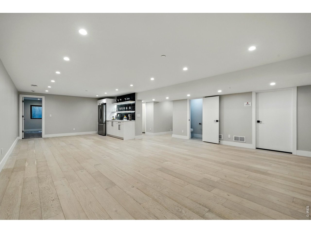 2860 Table Mesa Dr