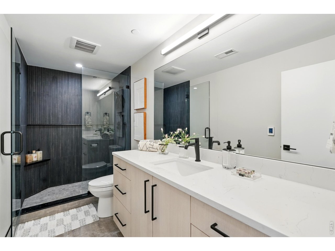 2860 Table Mesa Dr