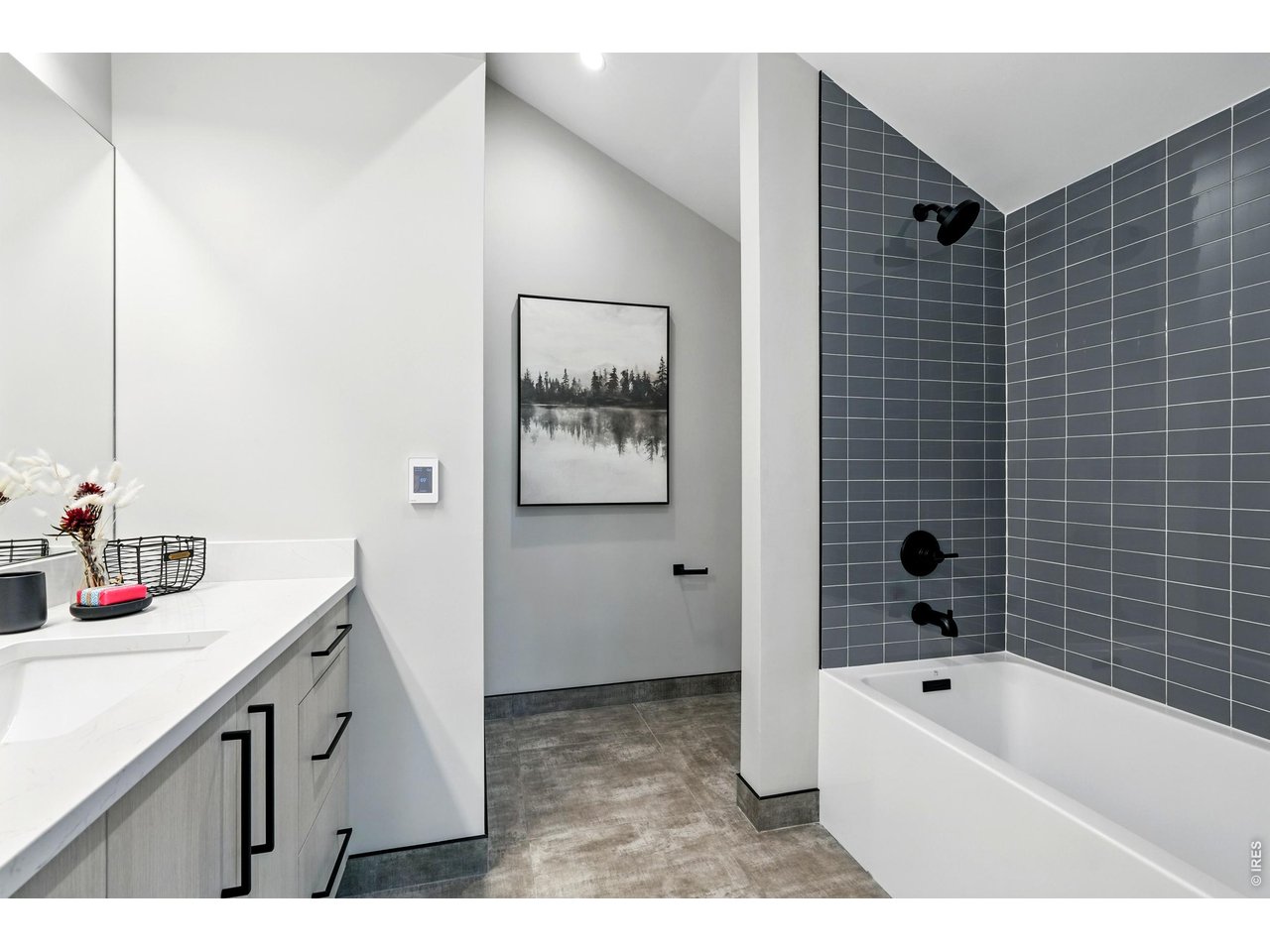 2860 Table Mesa Dr