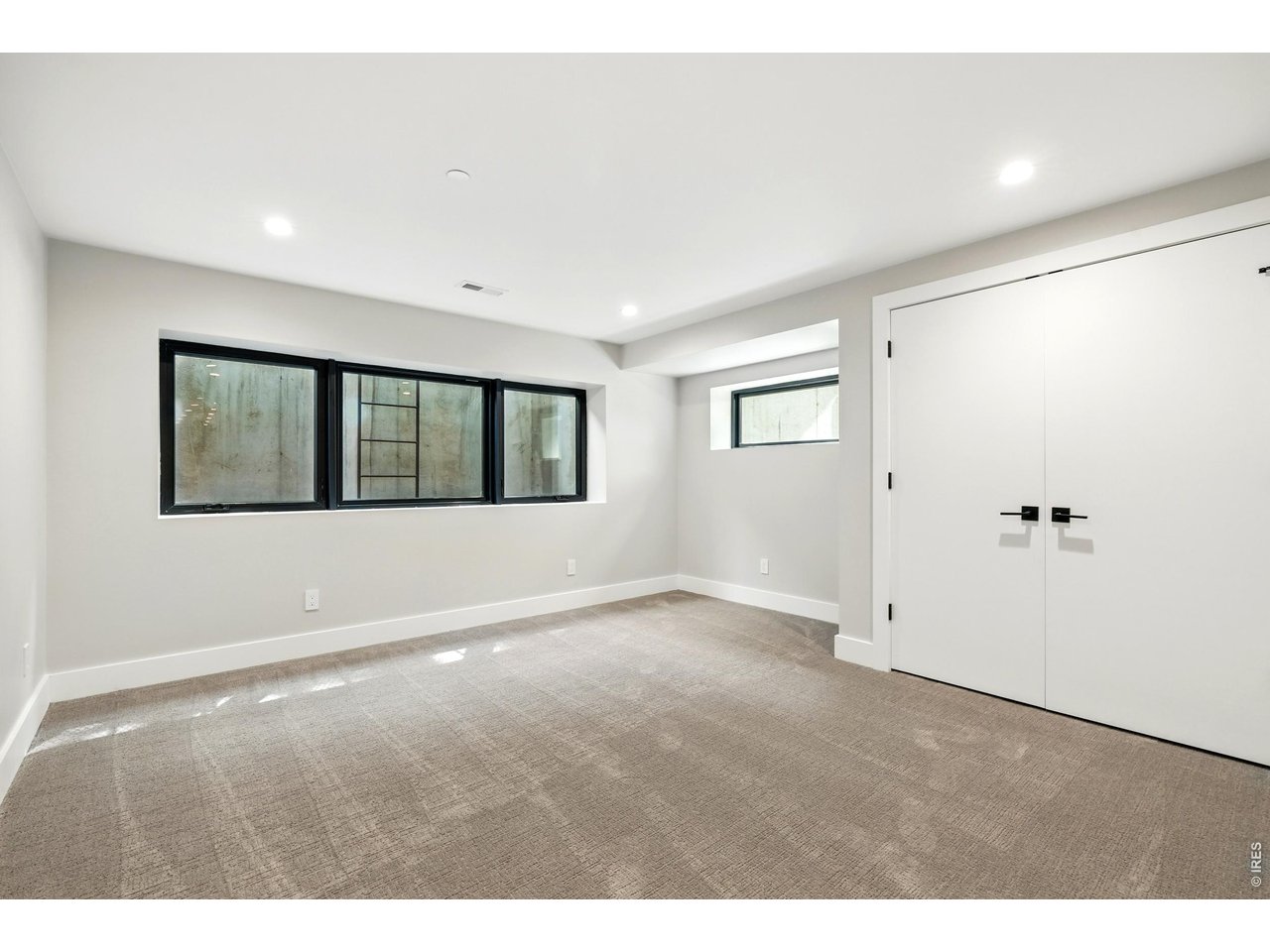2860 Table Mesa Dr