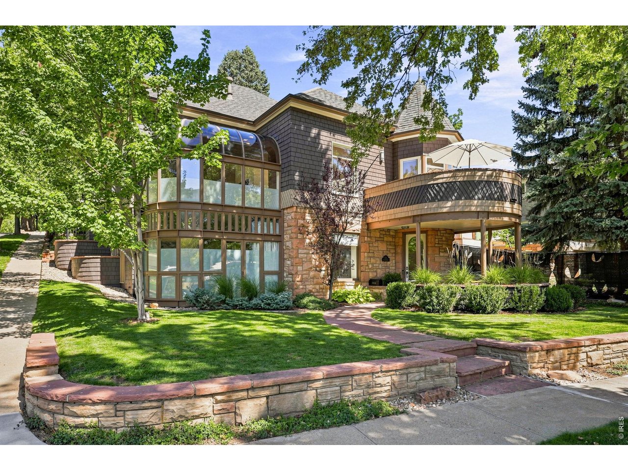403 Mountain View Rd