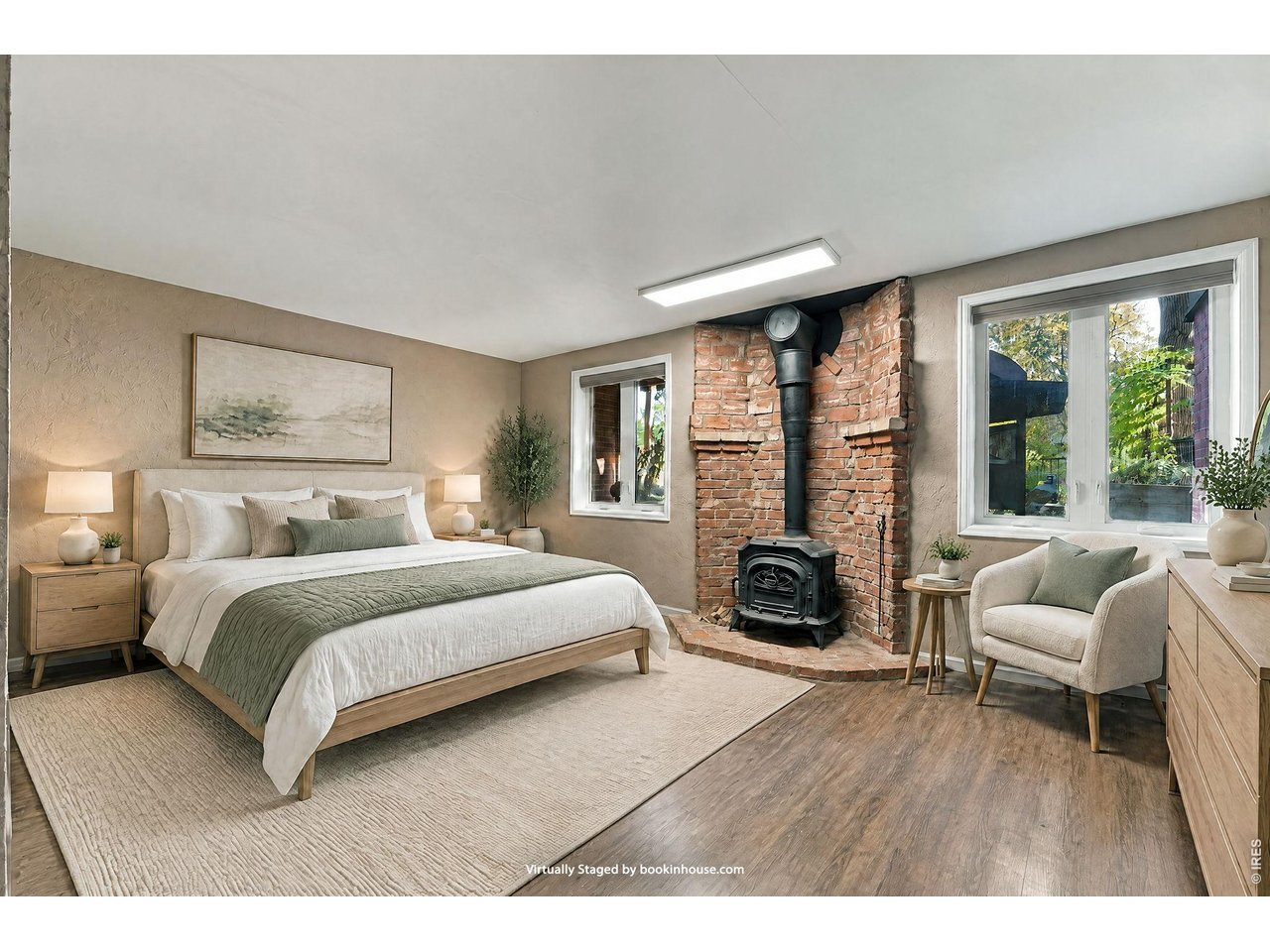 377 Pearl St 5