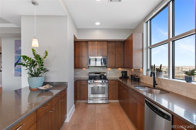 2001 Lincoln Street Unit: 1522