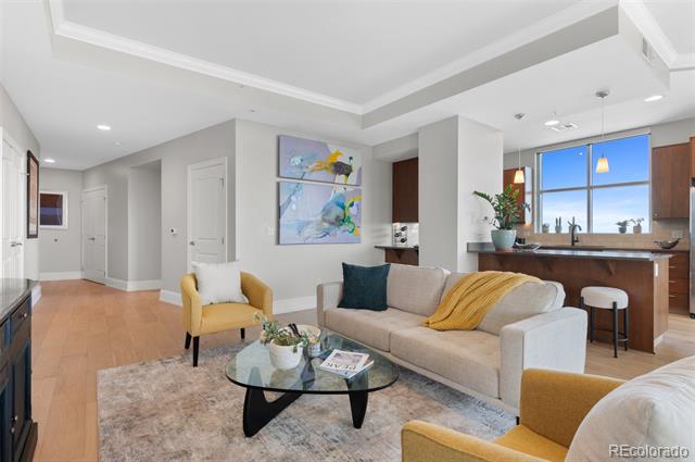 2001 Lincoln Street Unit: 1522