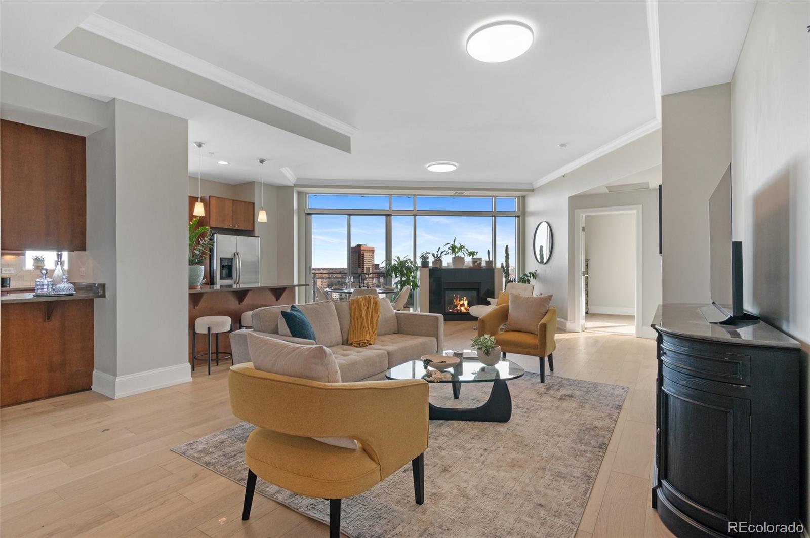 2001 Lincoln Street Unit: 1522
