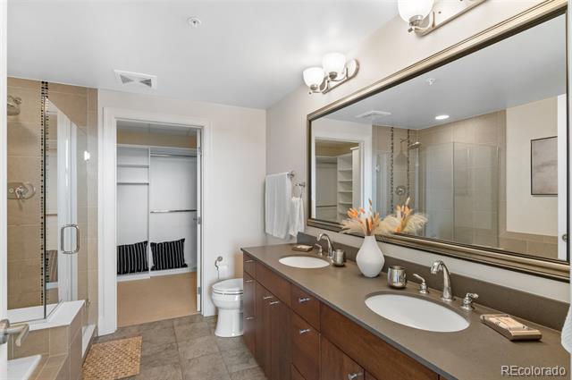 2001 Lincoln Street Unit: 1522