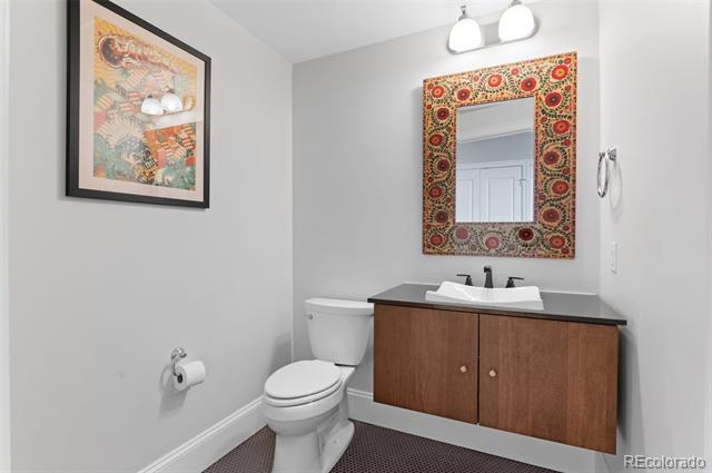 2001 Lincoln Street Unit: 1522