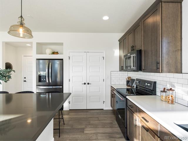 1046 Acadia Circle