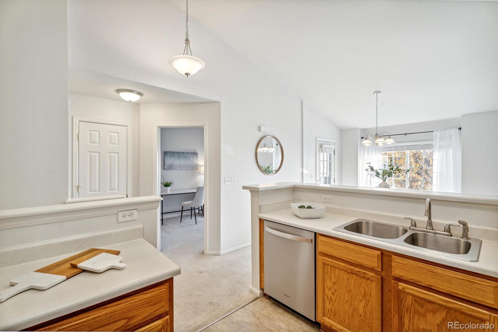 1625 S Danube Way Unit: 105
