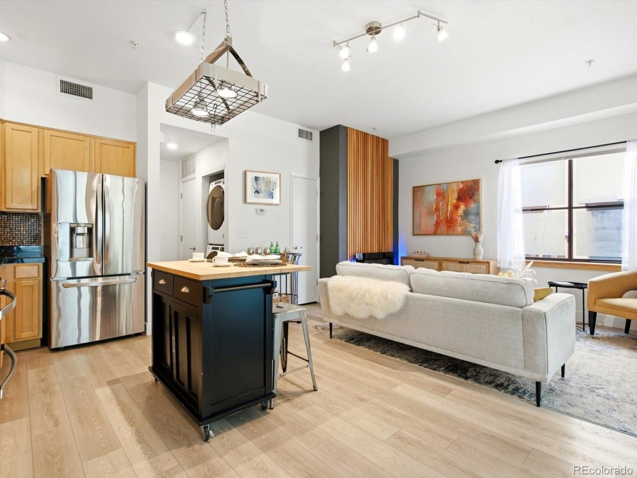 3149 Blake St 106