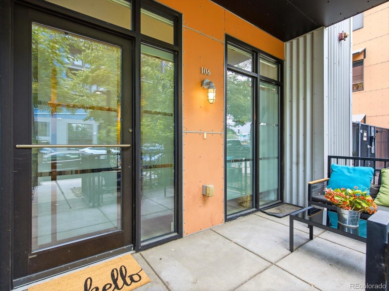 3149 Blake St 106