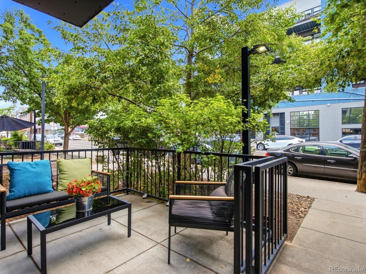3149 Blake St 106