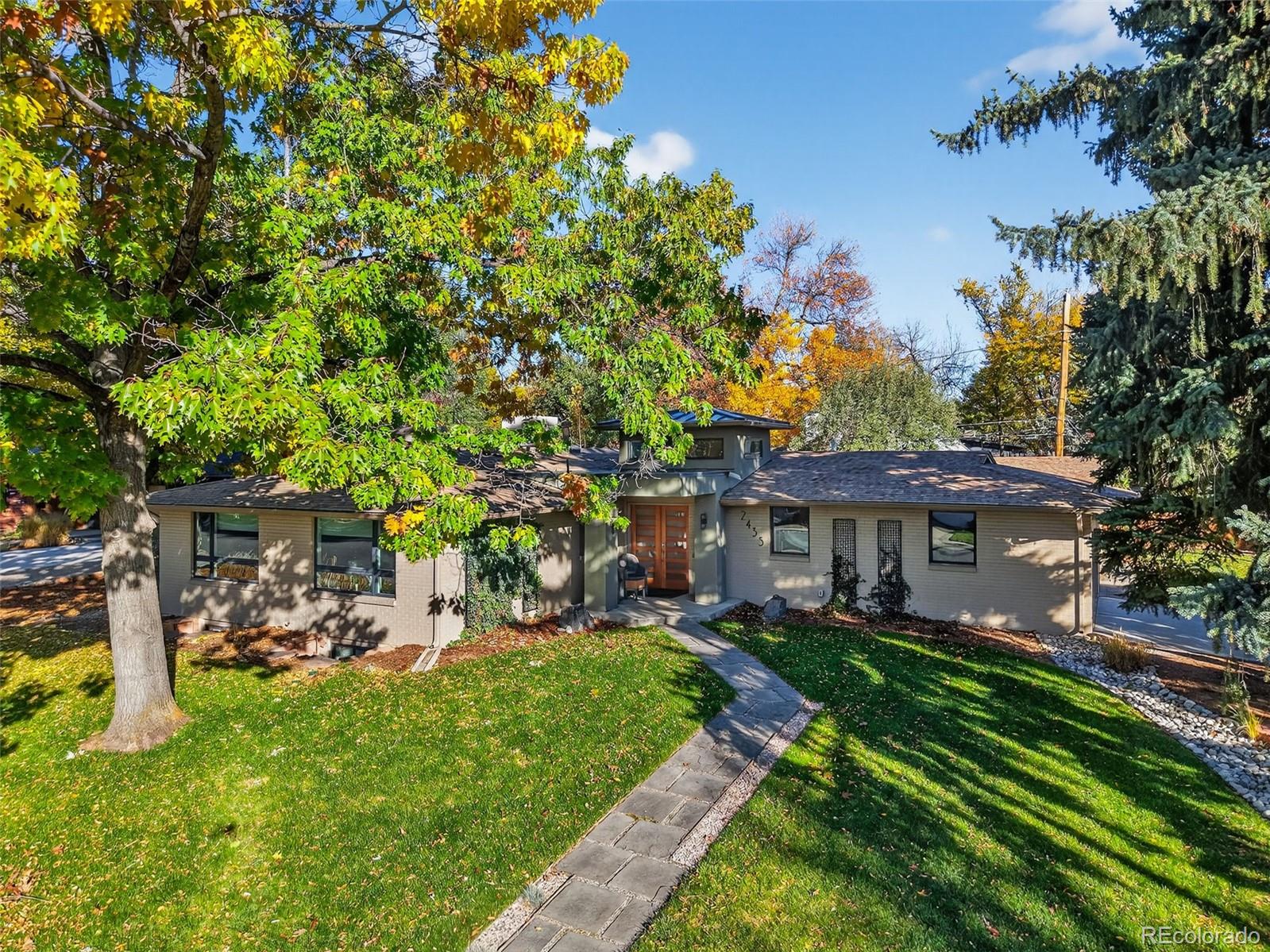 2435 Hawthorn Avenue