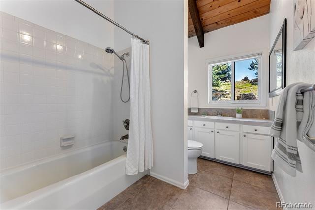 251 Ridgeview Lane