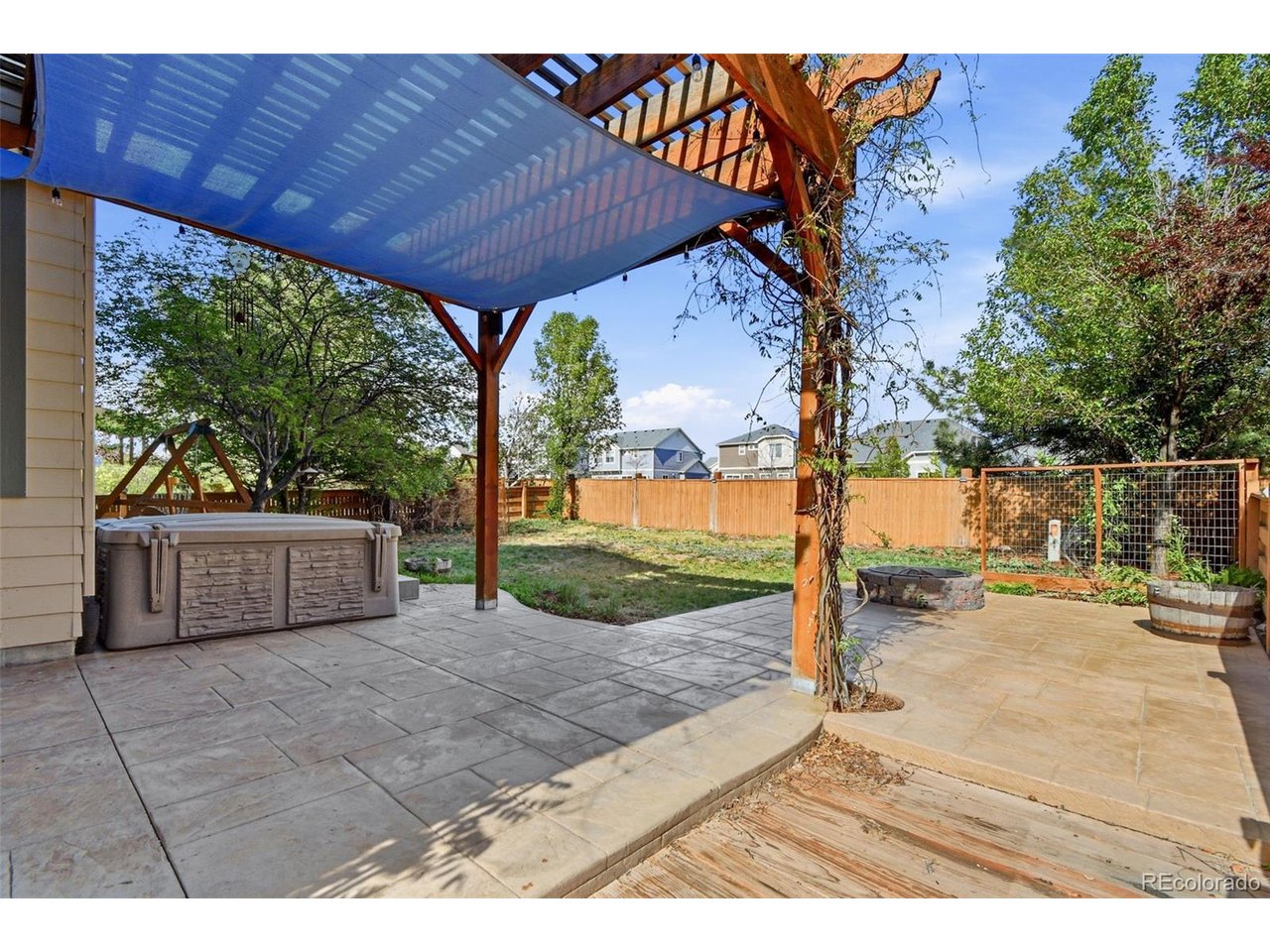 10114 Waco St