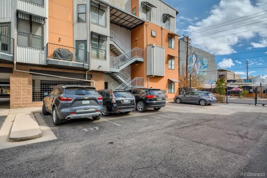 3149 Blake Street Unit: 106