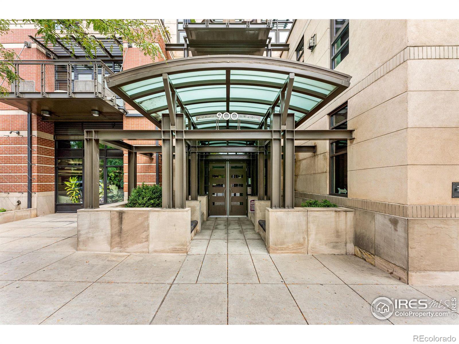 900 Pearl Street Unit: 203