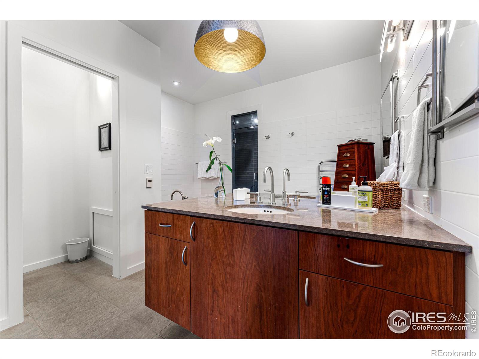 900 Pearl Street Unit: 203