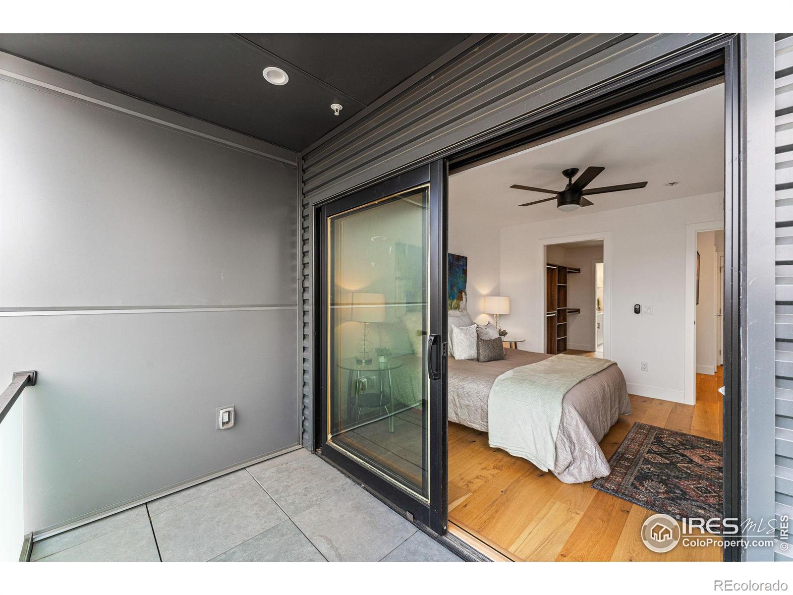 2465 Walnut Street Unit: 11