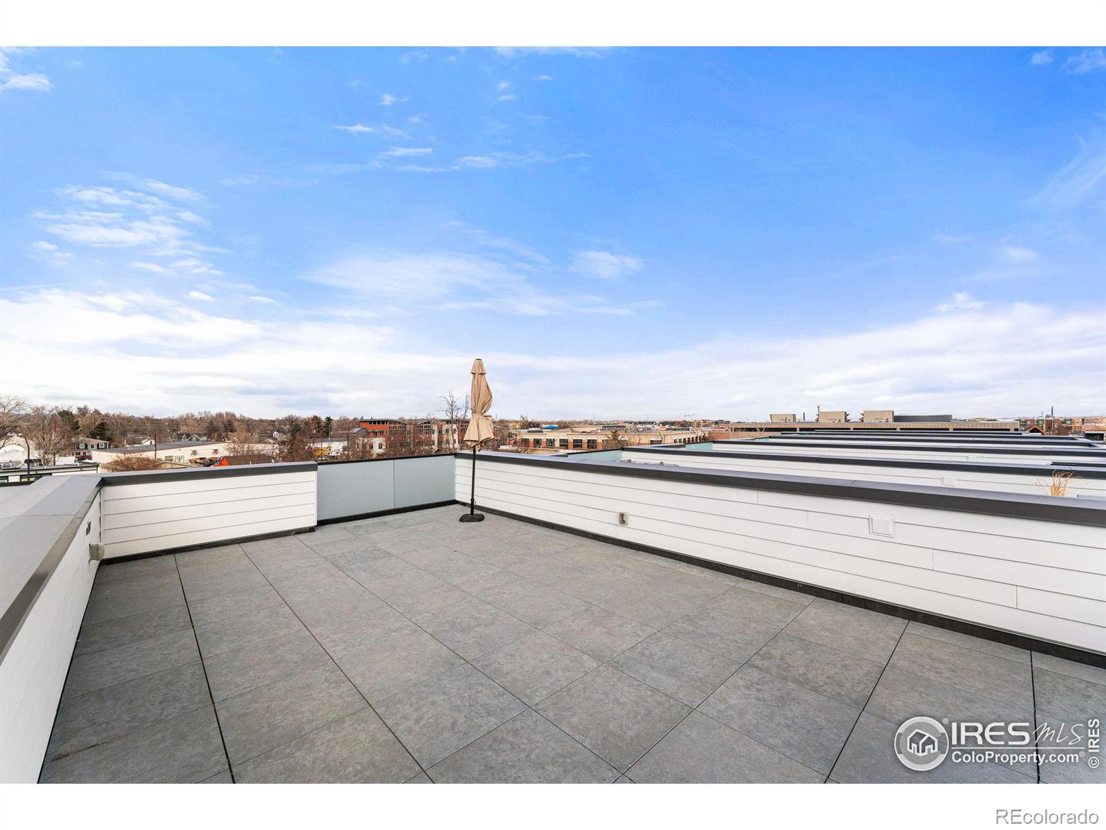 2465 Walnut Street Unit: 11